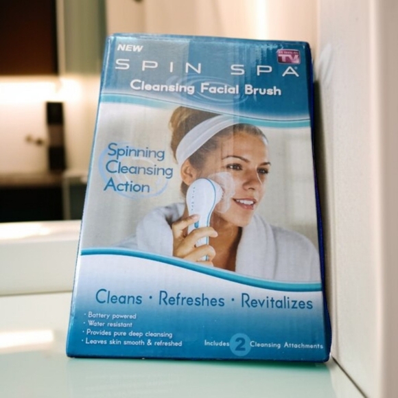 NIB SPIN SPA Cleansing Facial Brush - Picture 1 of 5